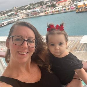 Meet your Posher, Kendra